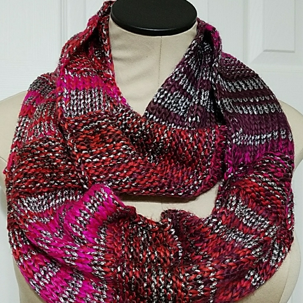 3/$20 The Limited infinity scarf